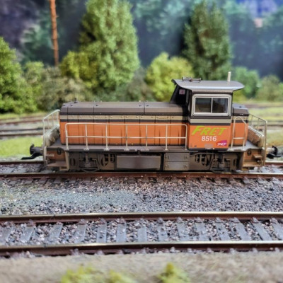 LOCOTRACTEUR Y 8000 SNCF LIVREE ARZENS FRET 8516 DIGITAL SON BASE R...