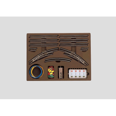 COFFRET VOIES DE GARE, ECHELLE Z, PAR MARKLIN 8193