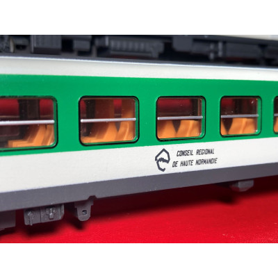 OCCASION AUTORAIL X AB 92201 AVEC REMORQUE XR ABD 96005 VERT NORMAN...