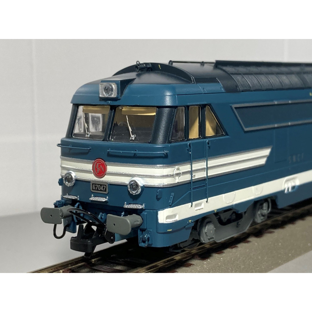LOCOMOTIVE DIESEL BB67047 " MISTRAL " DE LA SNCF REE MODELES MB150