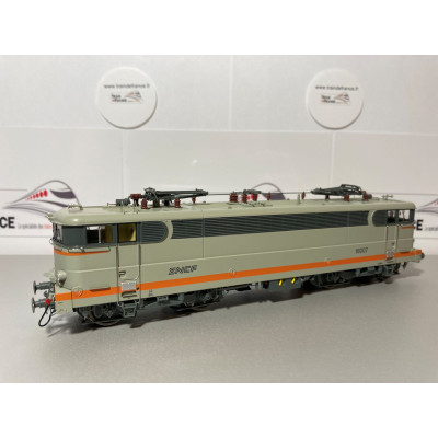 LOCOMOTIVE ELECTRIQUE  BB16007, PARIS LA CHAPELLE, LIVREE BETON, HO, EpV, PAR REE MODELS MB181