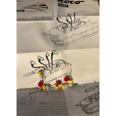 SET 8 ENGRENAGES DE TRACTION MATERIEL ROCO 86488